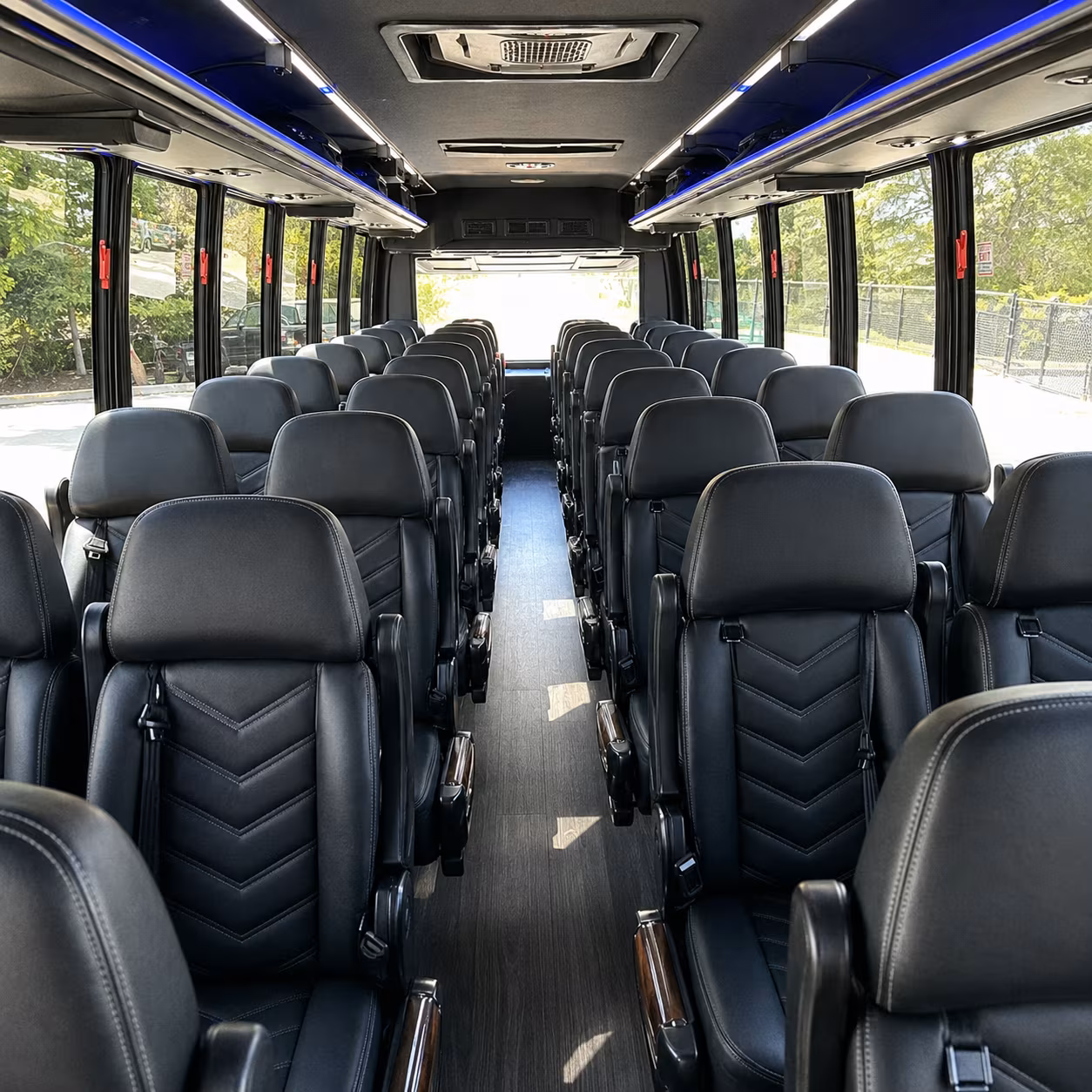 everett airport transportation