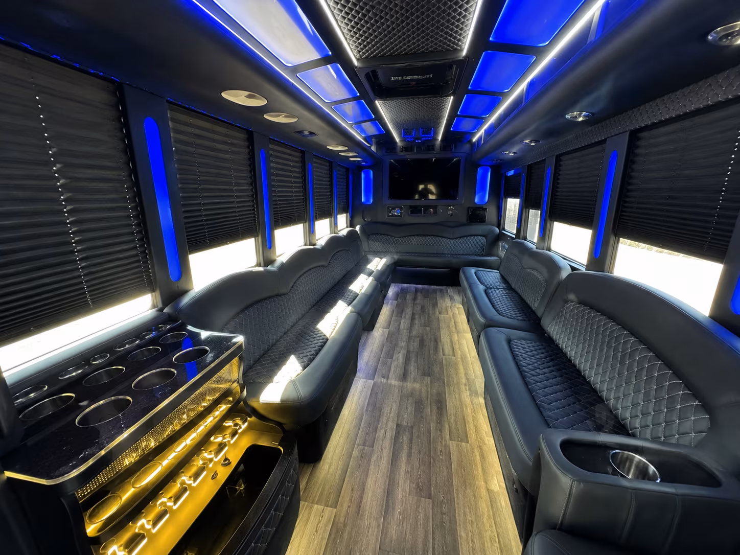 kirkland bus rentals